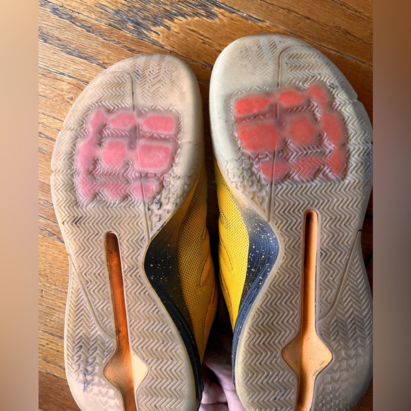 Air Jordan CP3  9 “Yellow Dragon” - Picture 4 of 6